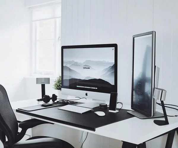 alternative image text