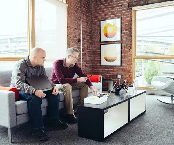 alternative image text